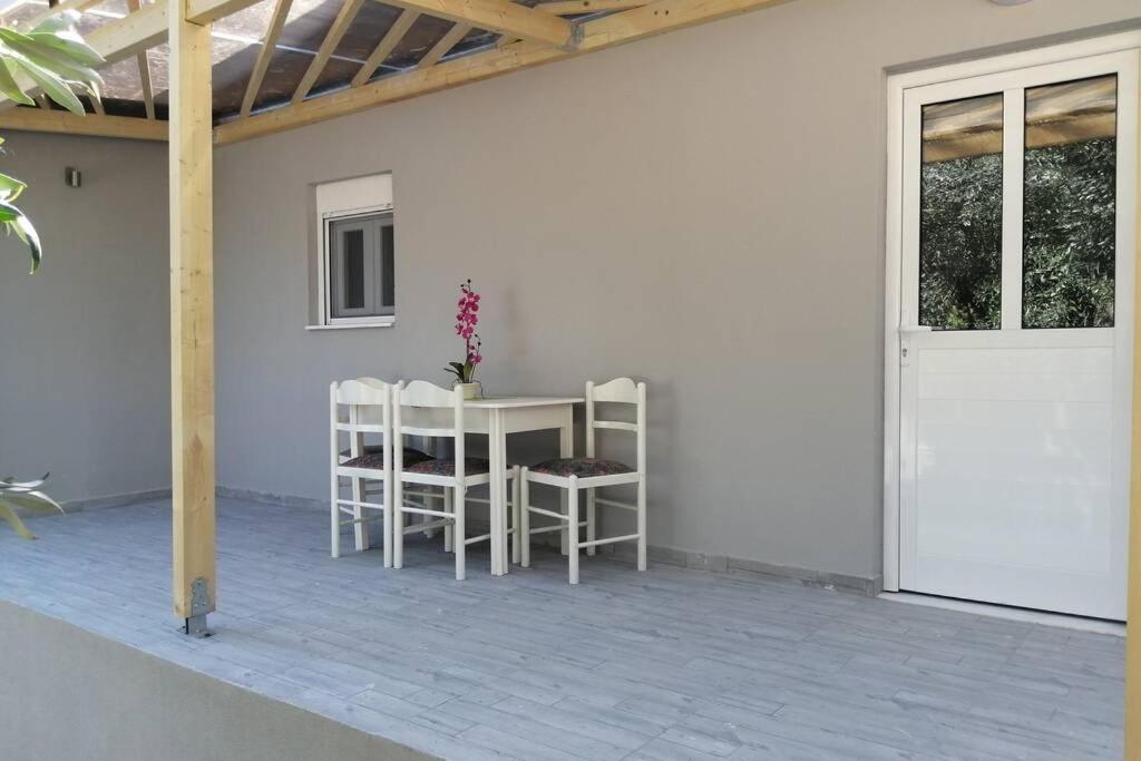 Αqua Blue Villa Agios Spyridon  Ngoại thất bức ảnh